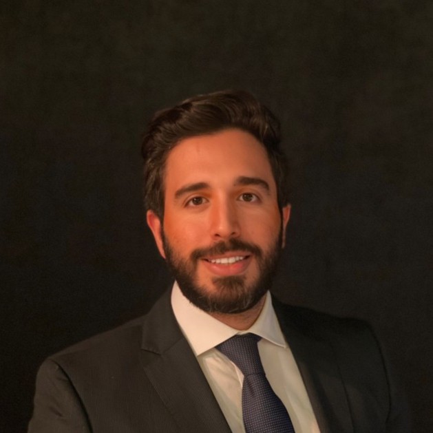 Dr Zain Akasier